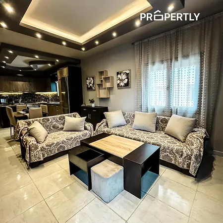 Holiday home Family's Nea Kallikrateia